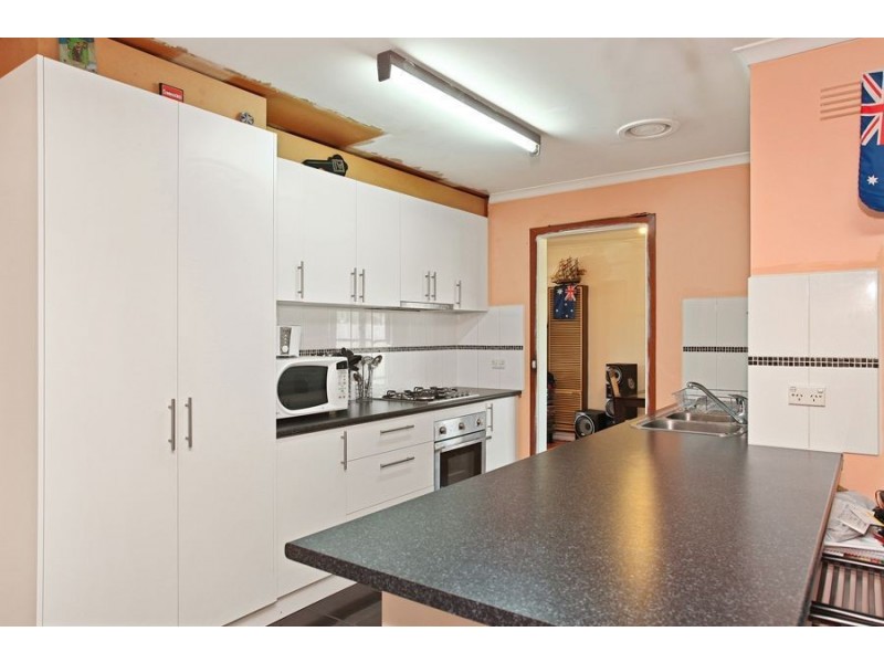27 Huntingfield Drive, Hoppers Crossing VIC 3029