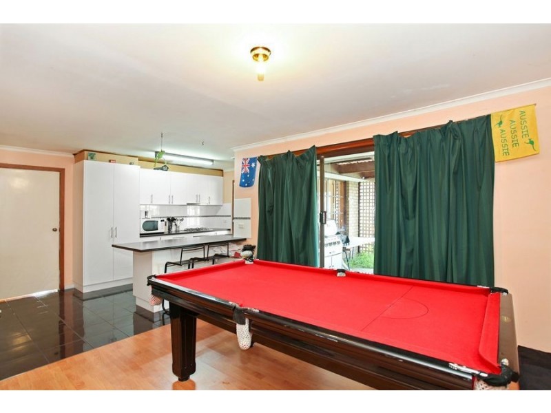27 Huntingfield Drive, Hoppers Crossing VIC 3029