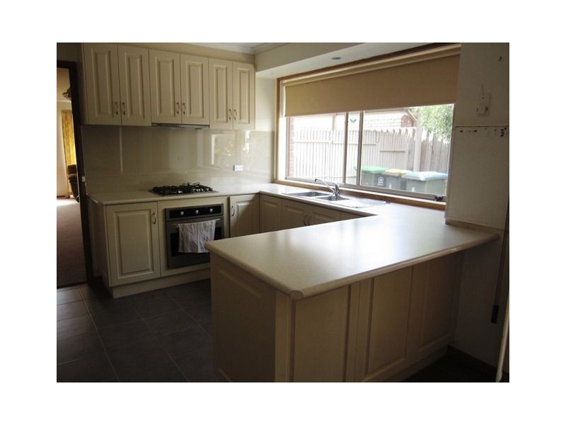 27 Swan Street, Werribee VIC 3030