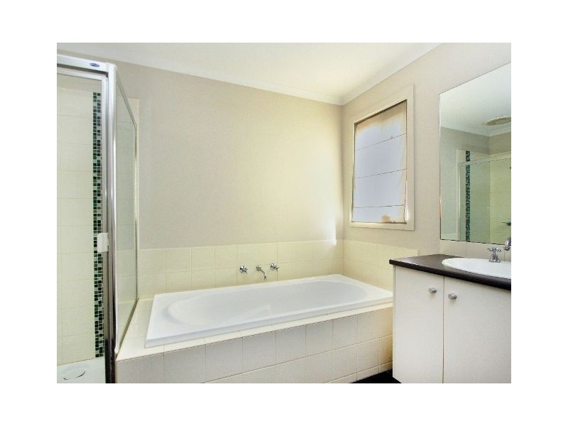 50 Wentworth Avenue, Werribee VIC 3030