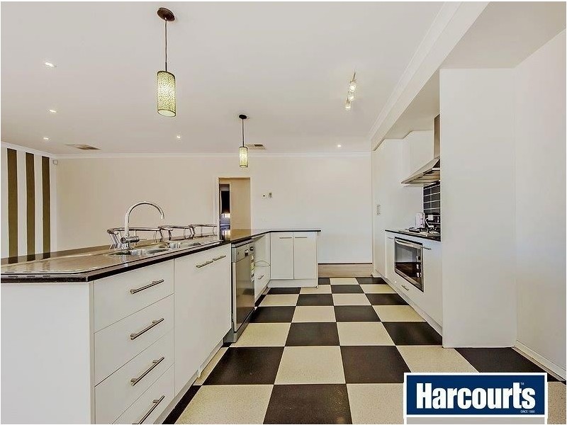 7 Dromana Way, Truganina VIC 3029