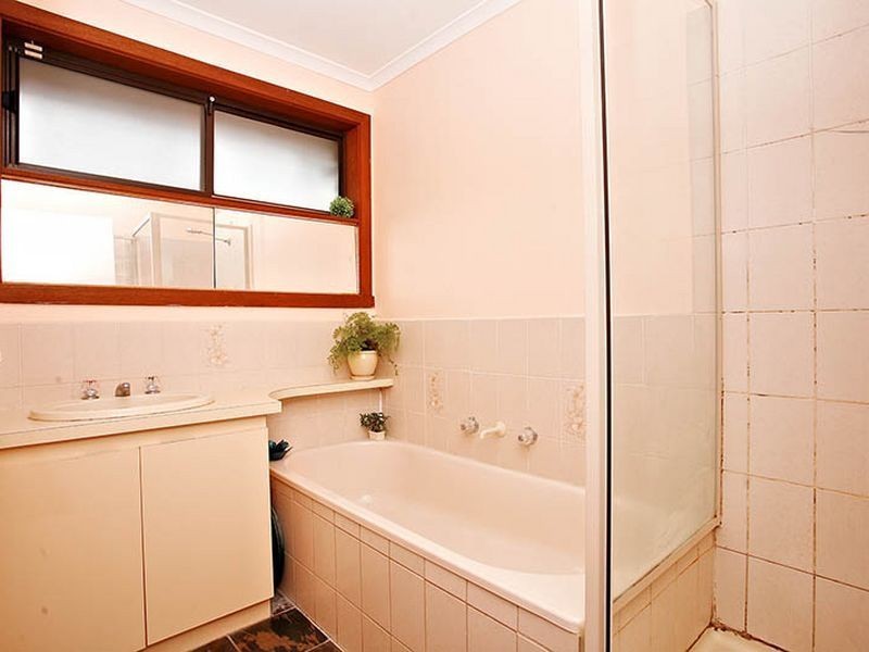 19 Sanderling Street, Werribee VIC 3030