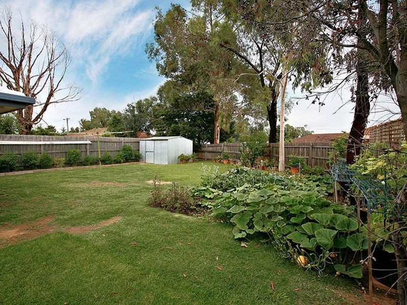 19 Sanderling Street, Werribee VIC 3030