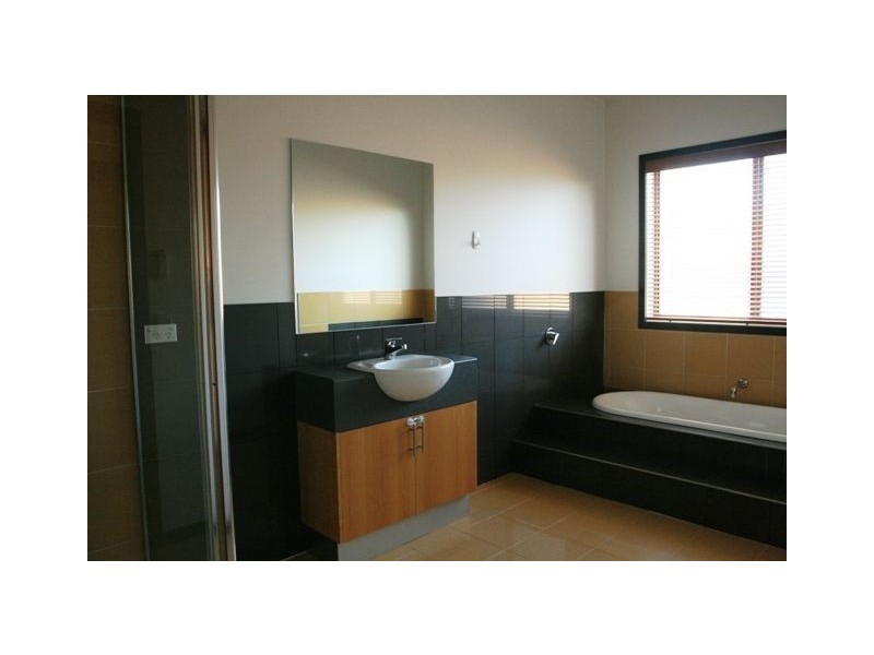 21 Glencoe Avenue, Truganina VIC 3029