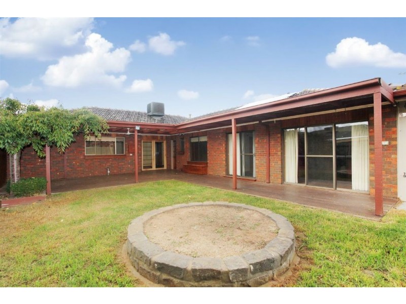 21 Derwent Road, Werribee VIC 3030