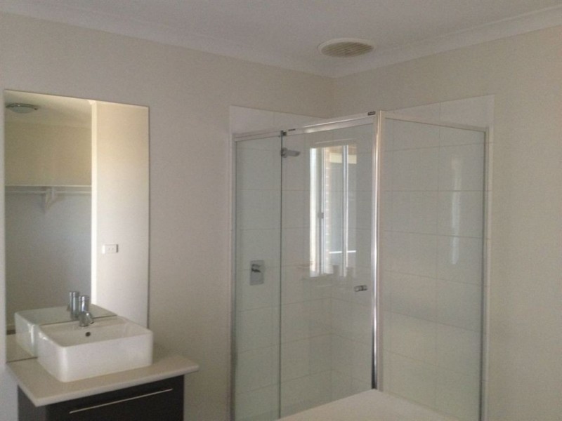 73 Tristania Drive, Point Cook VIC 3030