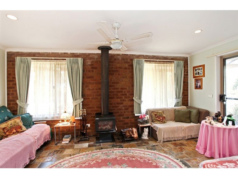 290 Cherry Swamp, Little River VIC 3211