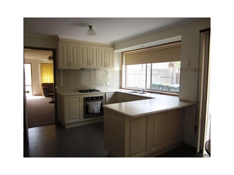 27 Swan Street, Werribee VIC 3030
