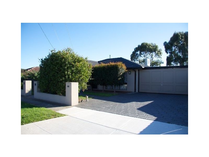 44 Hunter Avenue, Hoppers Crossing VIC 3029