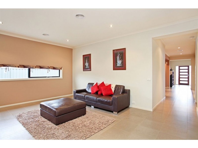 60 Hindmarsh drive, Wyndham Vale VIC 3024