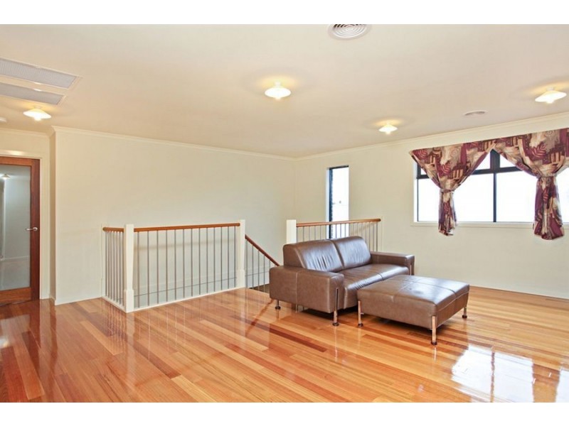 60 Hindmarsh drive, Wyndham Vale VIC 3024