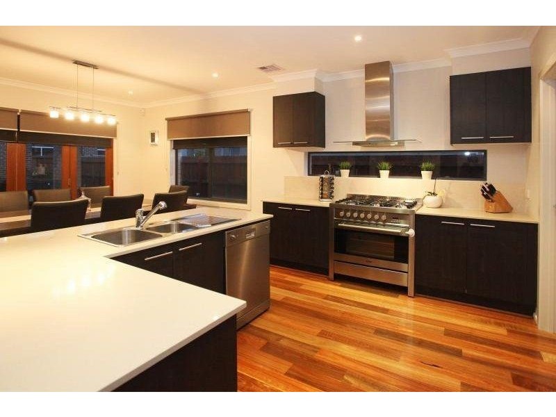 346 Boardwalk Boulevard, Point Cook VIC 3030