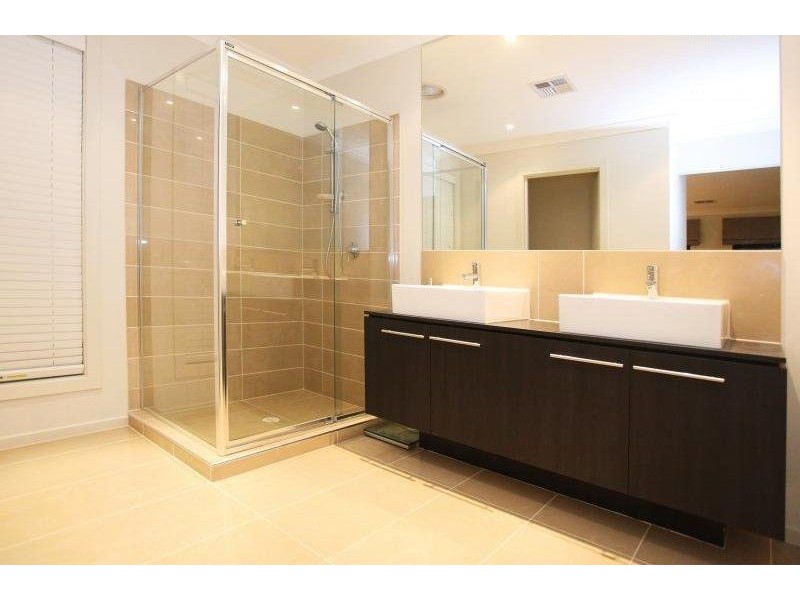 346 Boardwalk Boulevard, Point Cook VIC 3030