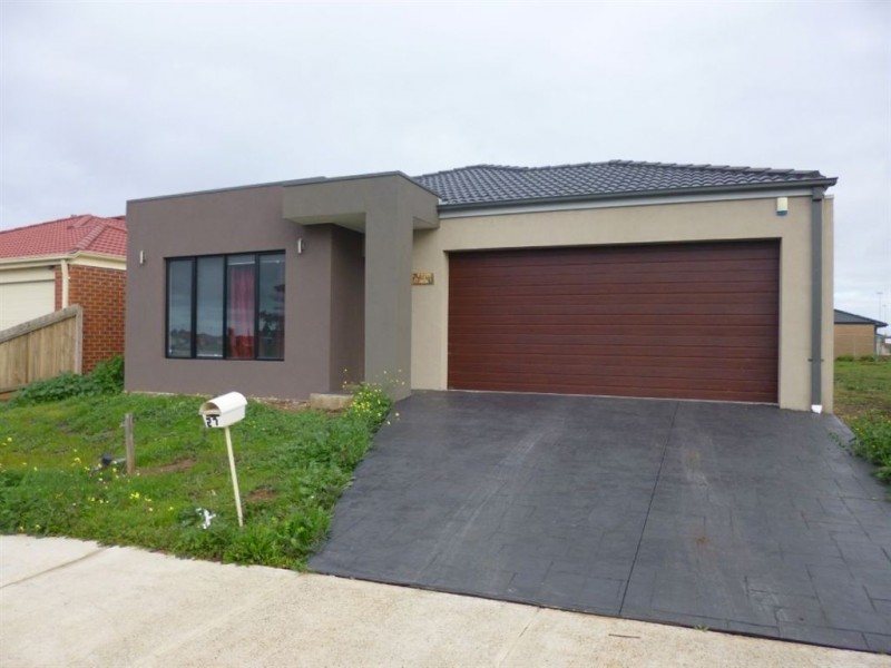 27 Basinview Drive, Tarneit VIC 3029