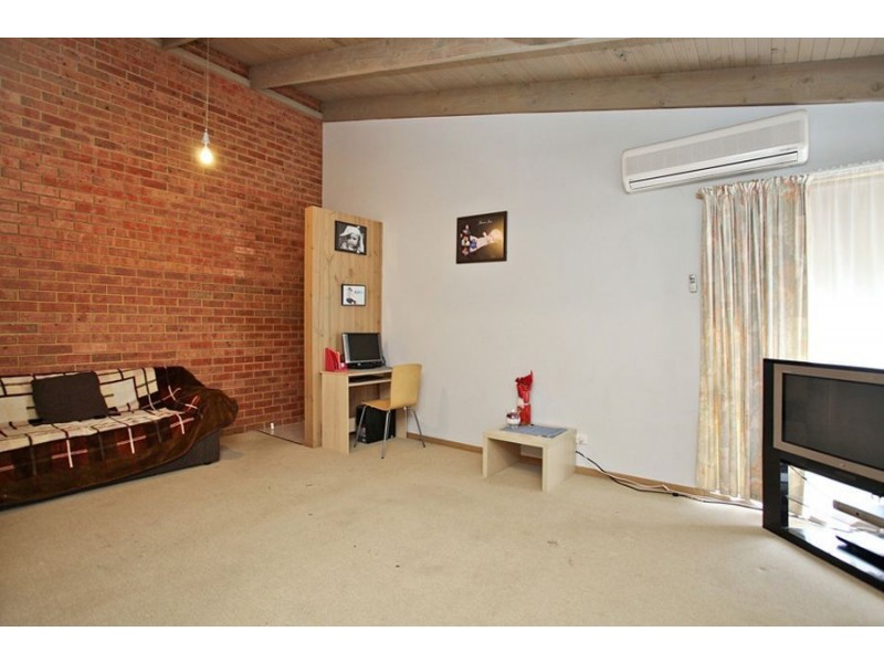 .2/52 Iluka Drive, Werribee VIC 3030