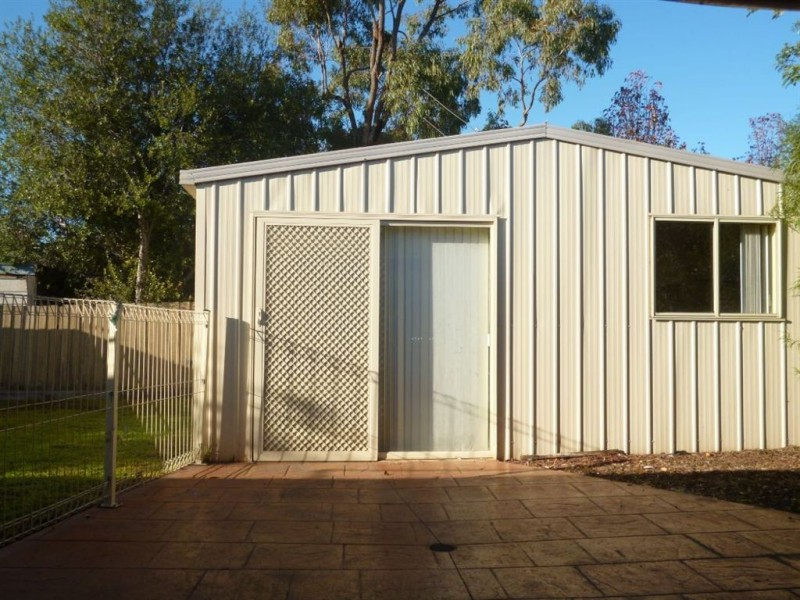 34 Dona Drive, Hoppers Crossing VIC 3029