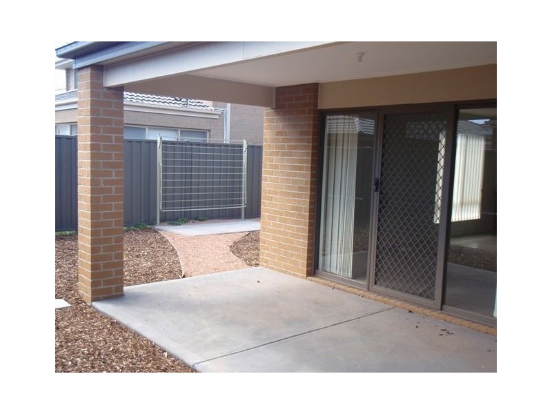 8 Zelkova Court, Tarneit VIC 3029