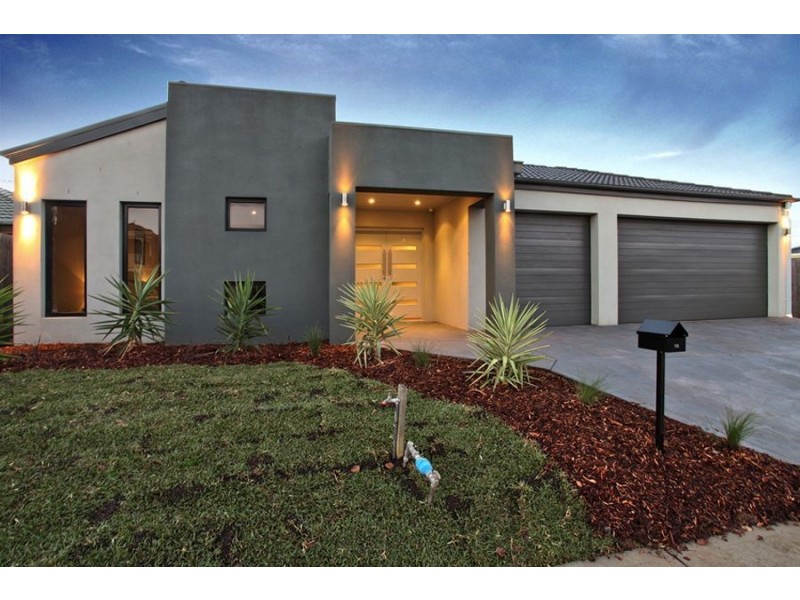./16 Pegasus Court, Tarneit VIC 3029