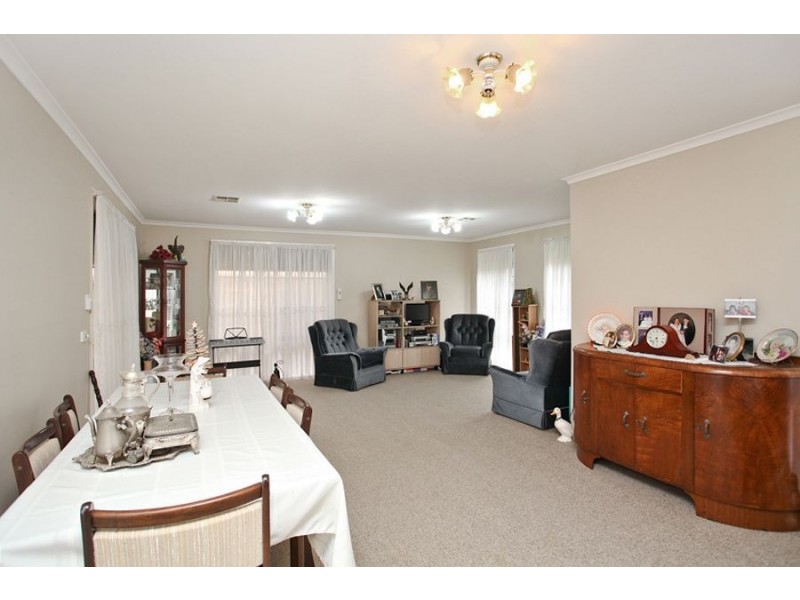 3 Mckenzie Crescent, Hoppers Crossing VIC 3029