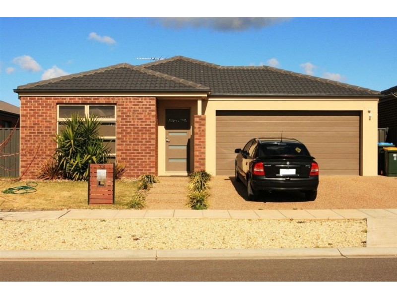 13 Kirrama Street, Tarneit VIC 3029