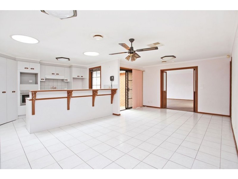 24 Symons Ave, Hoppers Crossing VIC 3029