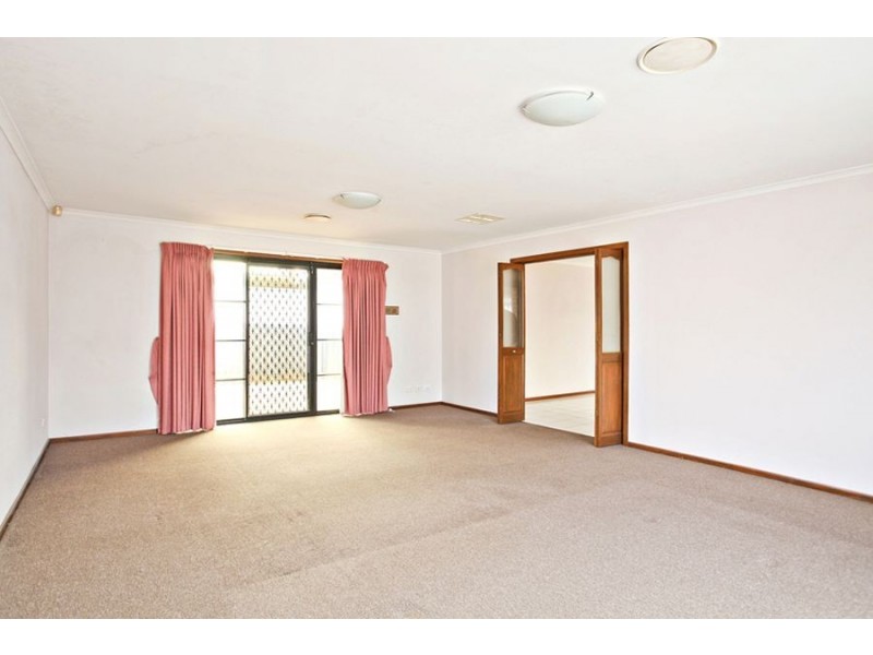 24 Symons Ave, Hoppers Crossing VIC 3029