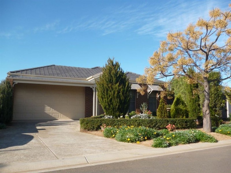6 Christina Court, Werribee VIC 3030