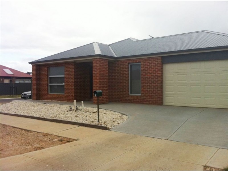 7 Weaver Street, Wyndham Vale VIC 3024