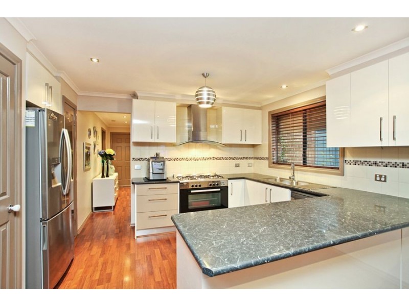 7 Harkaway Avenue, Hoppers Crossing VIC 3029