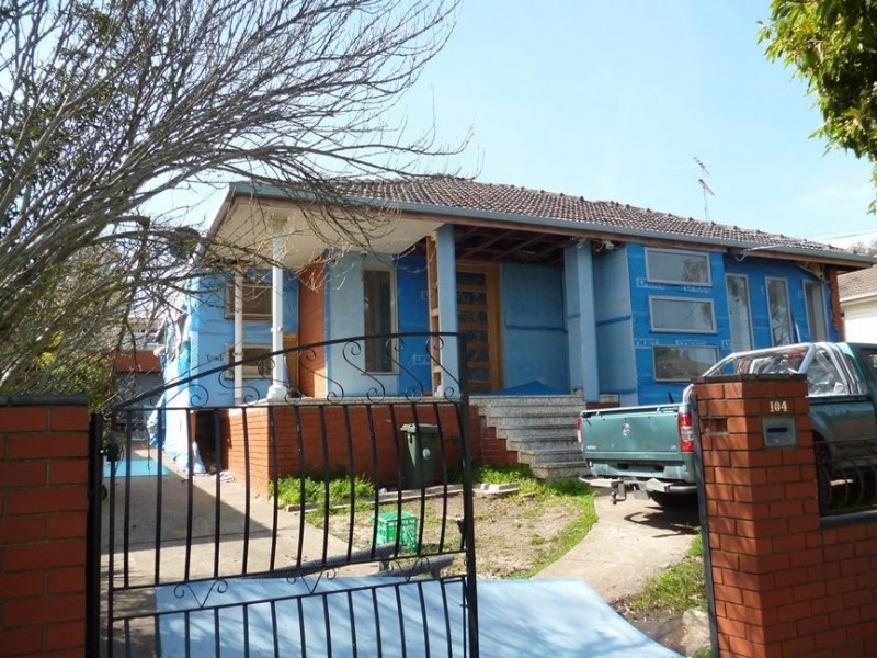 104 Winifred Street, Oak Park VIC 3046
