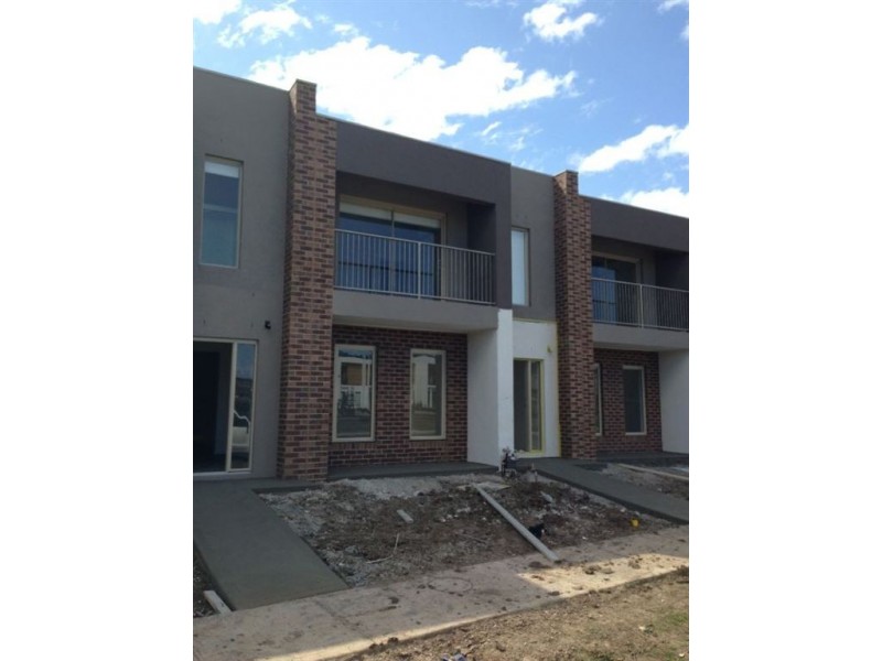 30 Scrubwren Drive, Williams Landing VIC 3027