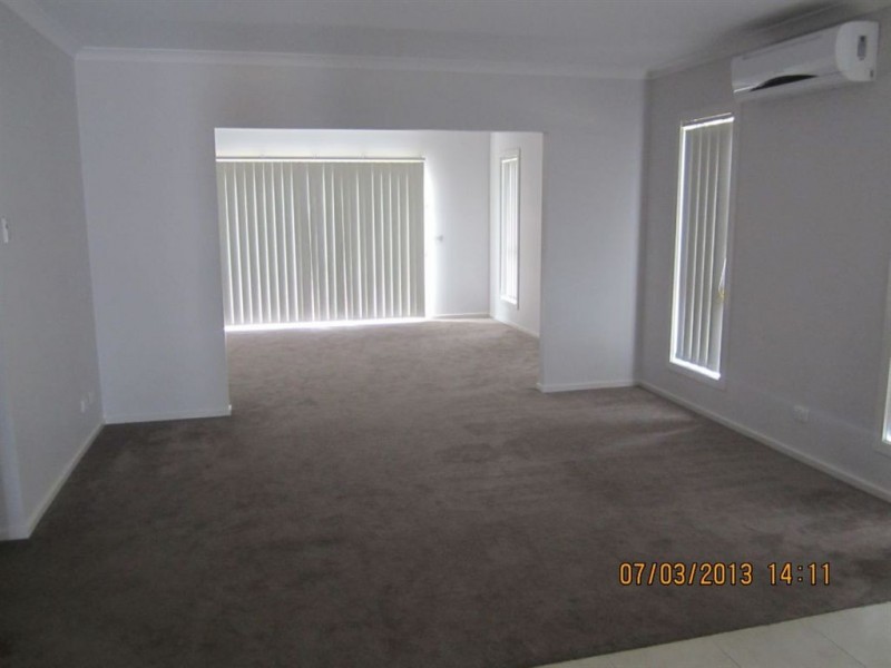 26 Bridlepath Drive, Truganina VIC 3029