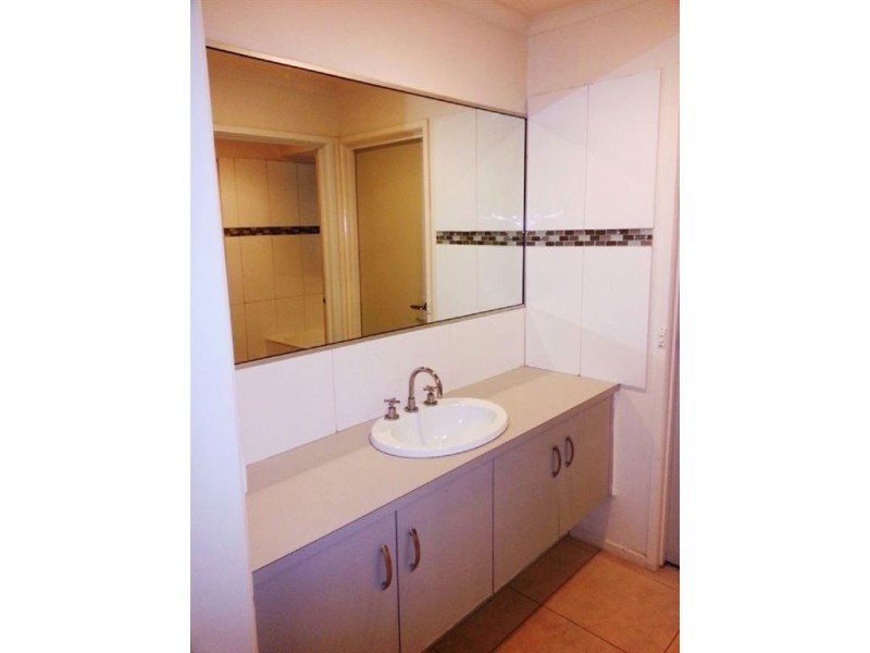 13B Kingfisher Court, Werribee VIC 3030