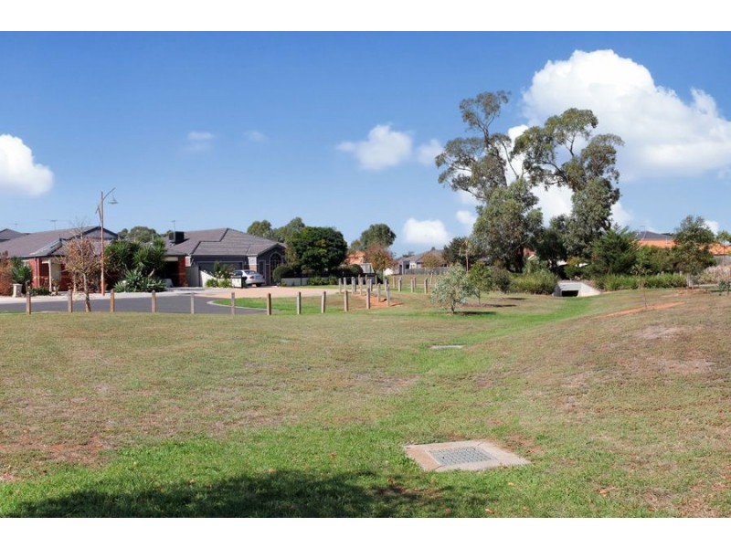 3. Lilly Pilly Close, Werribee VIC 3030