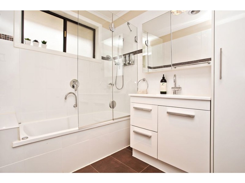 12 Strathmore Crescent, Hoppers Crossing VIC 3029