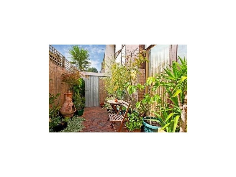 3/8. Beasley Avenue, Werribee VIC 3030