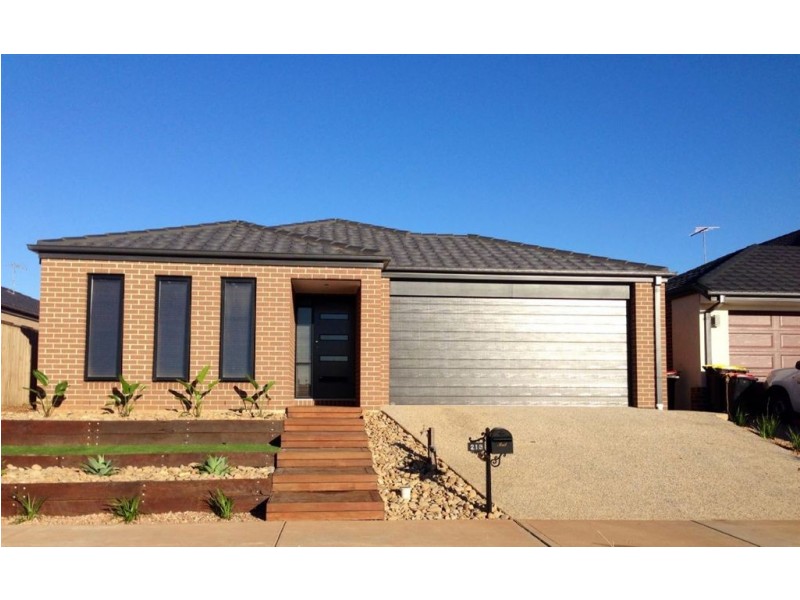 215 Botanica Springs Boulevard, Brookfield VIC 3338