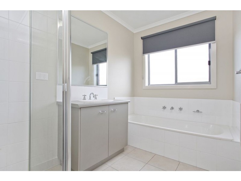 7 Weaver Street, Wyndham Vale VIC 3024