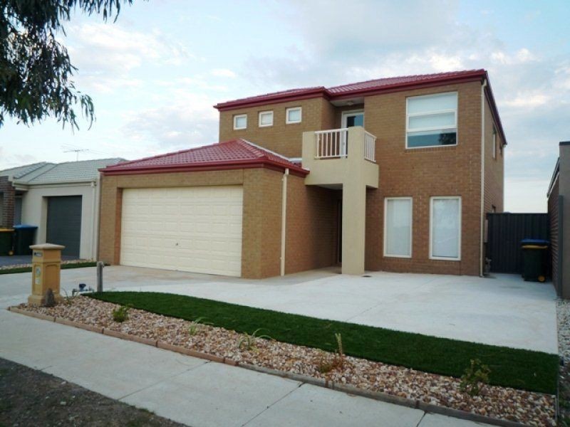 10 Misty Meadow Grove, Truganina VIC 3029