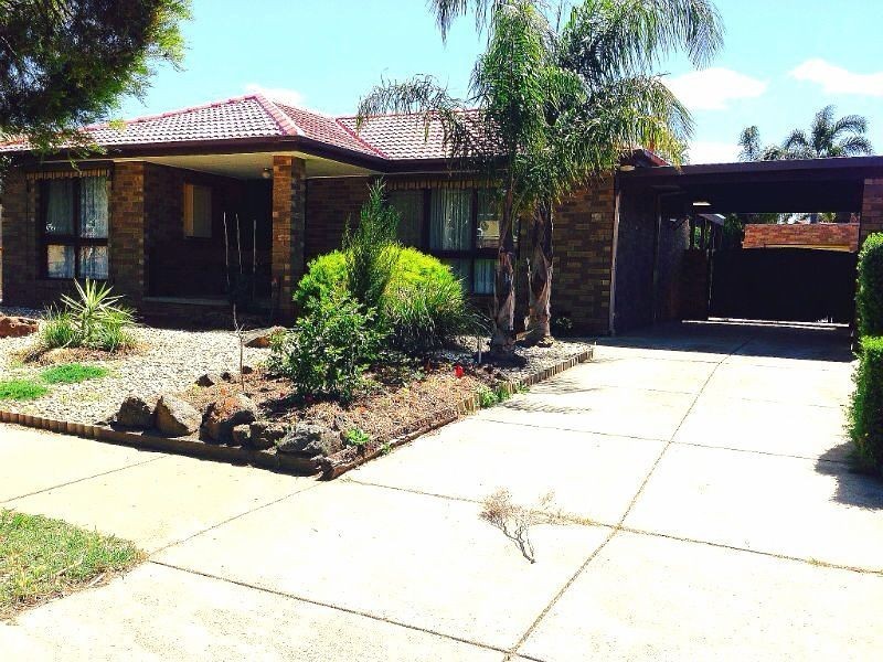 14 Quartok Avenue, Werribee VIC 3030