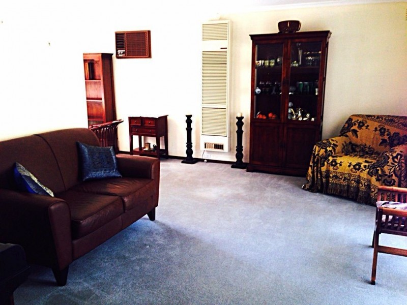 14 Quartok Avenue, Werribee VIC 3030