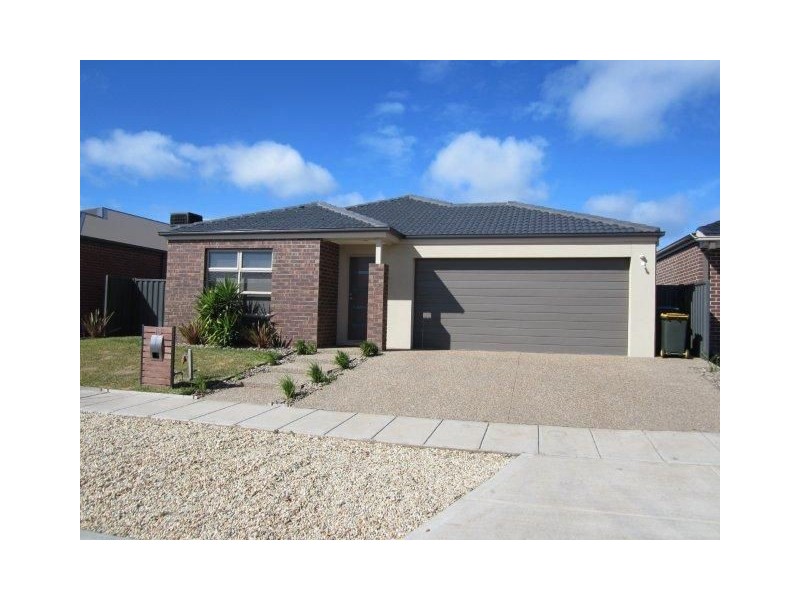 13 Kirrama Street, Tarneit VIC 3029