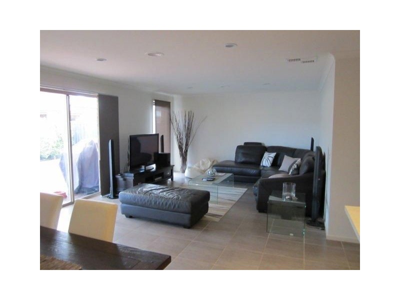 13 Kirrama Street, Tarneit VIC 3029