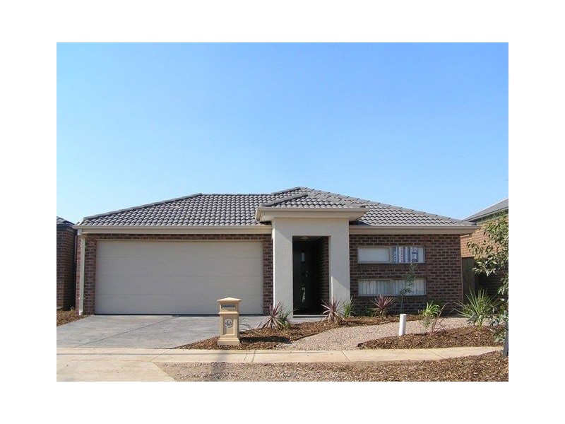 16 Crissa Street, Tarneit VIC 3029