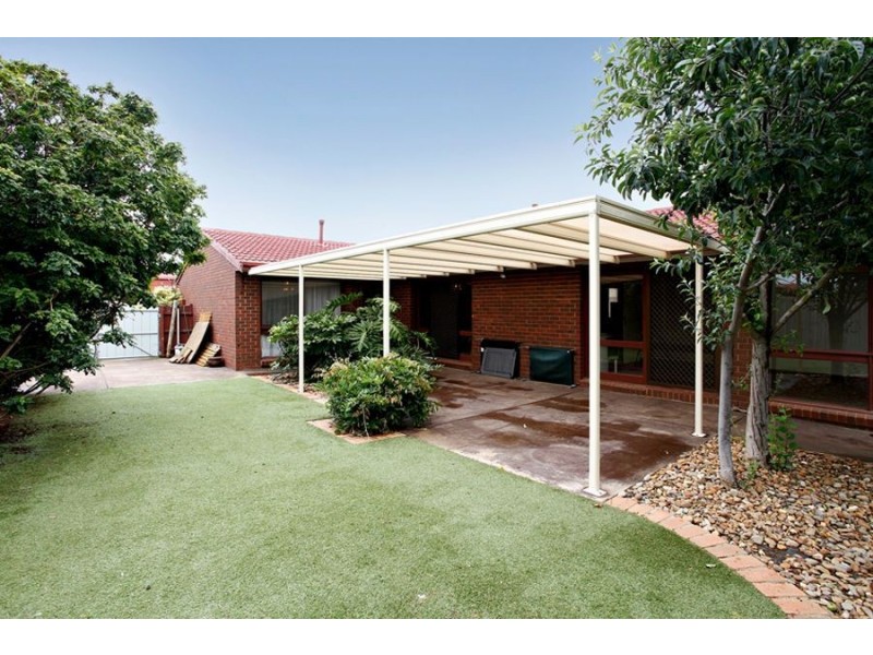 12 Johnson Avenue, Hoppers Crossing VIC 3029