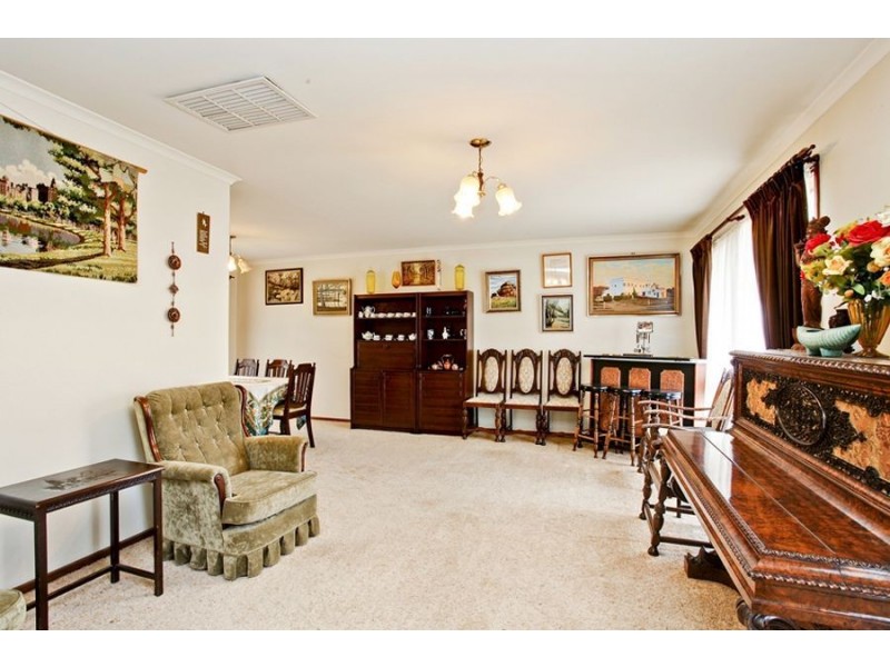 12 Johnson Avenue, Hoppers Crossing VIC 3029