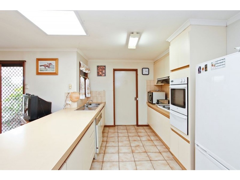 12 Johnson Avenue, Hoppers Crossing VIC 3029