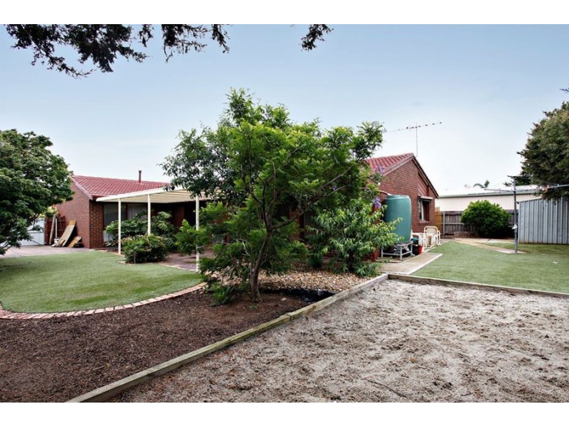 12 Johnson Avenue, Hoppers Crossing VIC 3029