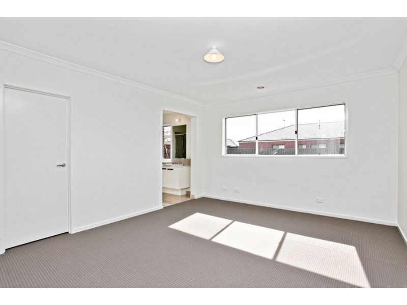 2 Venus Street, Truganina VIC 3029