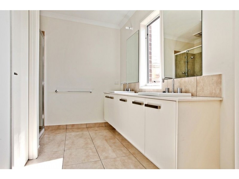 2 Venus Street, Truganina VIC 3029